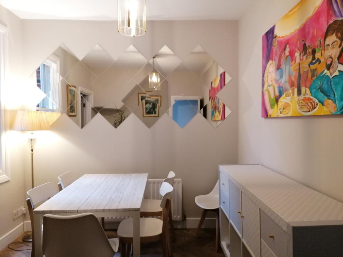 Queens Quarter Holiday Homes (Adults Only) Belfast Eksteriør billede