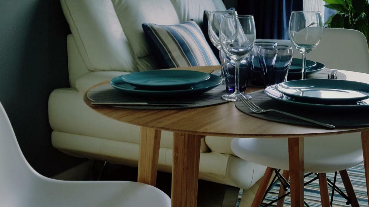 Queens Quarter Holiday Homes (Adults Only) Belfast Eksteriør billede