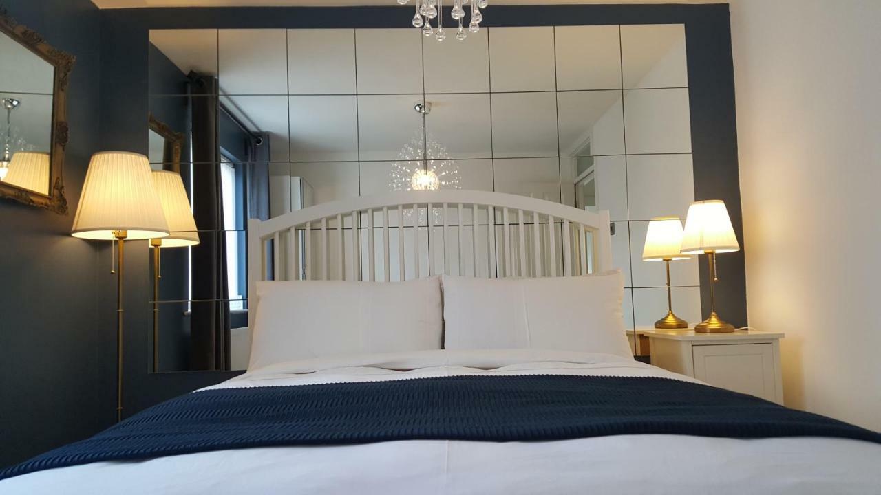 Queens Quarter Holiday Homes (Adults Only) Belfast Eksteriør billede