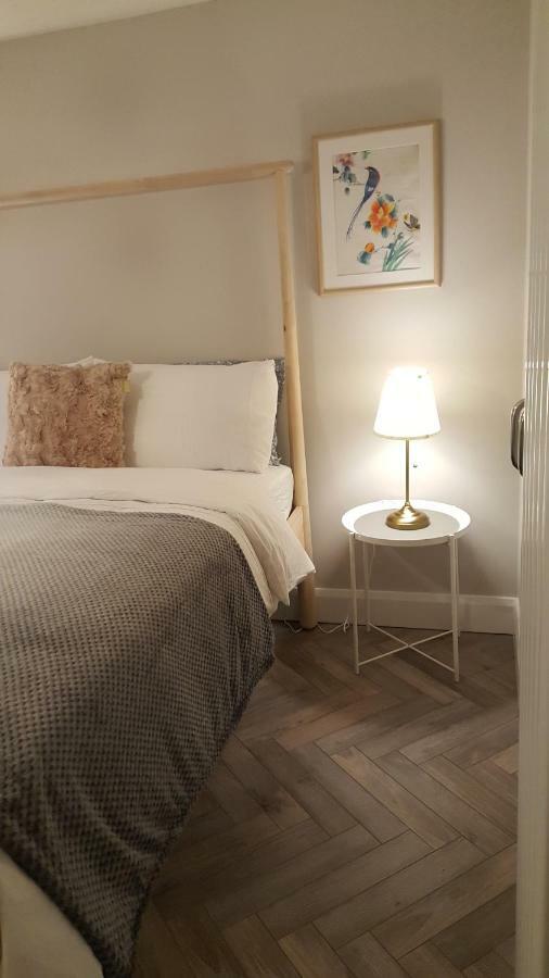 Queens Quarter Holiday Homes (Adults Only) Belfast Eksteriør billede